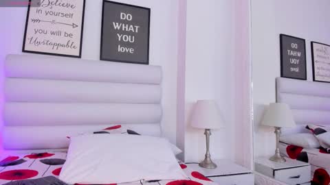 abbey_walker online show from January 16, 11:39 am