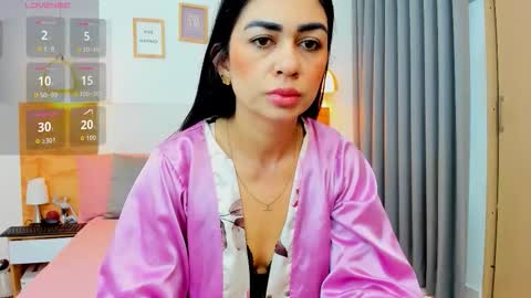 Abbie Royy online show from December 15, 12:43 pm