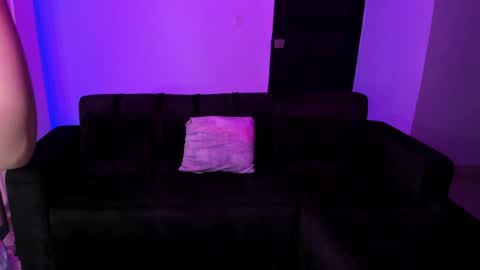 Abby Dixon  online show from April 7, 12:29 pm