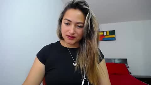 ximena online show from February 19, 12:44 pm