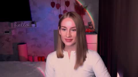 Anna online show from September 24, 7:02 pm