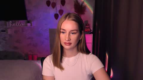 Anna online show from November 10, 6:47 pm