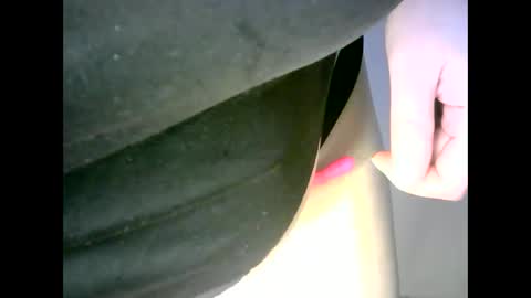 Snapshot of abigailove4u chatting on February 28, 10:50 pm GoldenFish online show from February 28, 10:50 pm