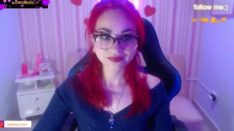 abril_ch_ online show from March 4, 10:57 am