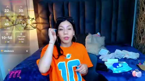Abril Fox online show from June 11, 12:32 am