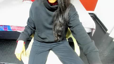 ABRIL online show from February 27, 7:47 pm