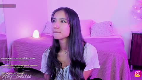 Snapshot of aby_whitee chatting on December 19, 4:56 am Aby online show from December 19, 4:56 am