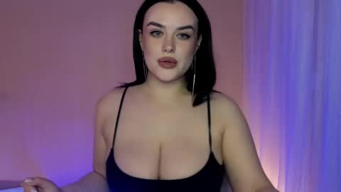 Snapshot of actavia_rose chatting on February 20, 5:09 pm my inst love inside 17 online show from February 20, 5:09 pm