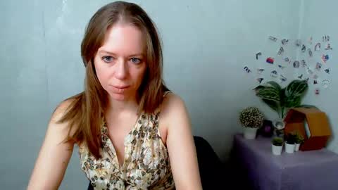 adamais_ online show from April 28, 5:00 am