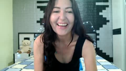 AdaVeraa online show from June 25, 9:46 am