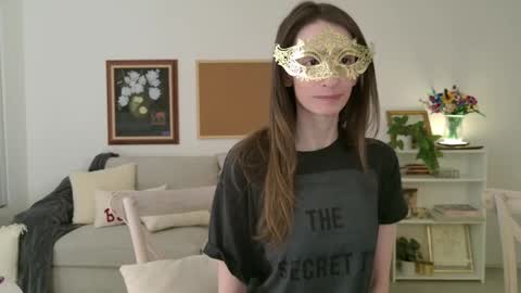 Snapshot of addieroseone chatting on March 7, 3:08 am Addison Rose  I am currently away for the holiday weekend. Streams start again on 1242024. Enjoy the holiday online show from March 7, 3:08 am