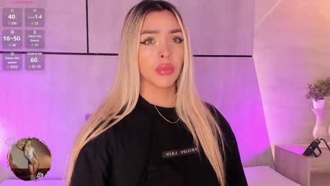 A D D I S O N  online show from January 3, 7:50 pm