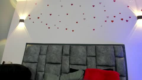 adela online show from April 8, 12:35 am