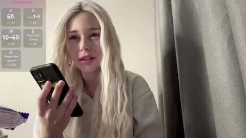 Silena online show from February 22, 3:13 pm