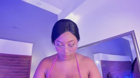 Adele  online show from December 19, 6:00 pm