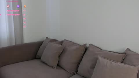 adelexx_zll online show from April 9, 6:19 am