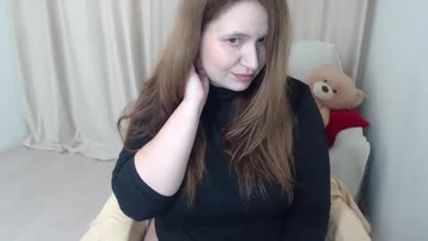 adelinalawson online show from March 7, 2:23 pm