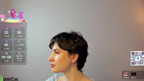 Snapshot of adeline_perle chatting on September 19, 1:15 am Adeline Perle online show from September 19, 1:15 am