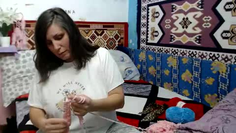 Snapshot of adelineblueeyes chatting on October 20, 11:13 am Larisa online show from October 20, 11:13 am