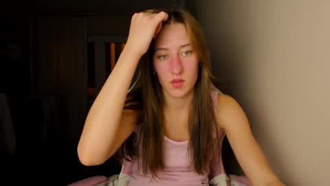 Adell online show from April 18, 9:58 pm