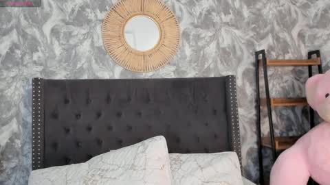 Snapshot of adhara_black01 chatting on January 17, 3:12 am Adhara online show from January 17, 3:12 am