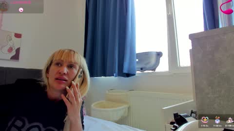 Snapshot of adonamazzara chatting on September 18, 9:41 am Save the date 23 NOVEMBER for a incendiary day with me  online show from September 18, 9:41 am