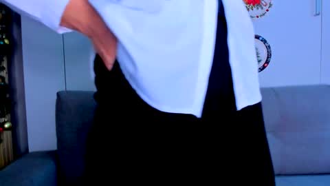 Adriana online show from November 23, 2:41 pm