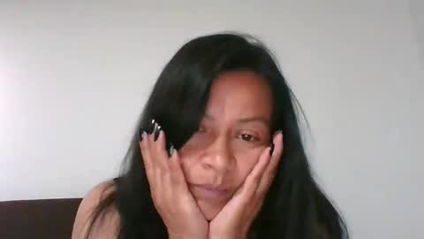 adrianagogo18 online show from February 23, 4:50 pm