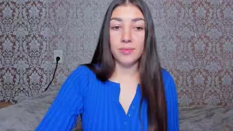 Adriana online show from January 5, 11:30 pm