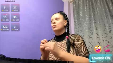 adriannalyly online show from March 15, 6:10 pm