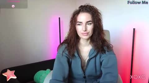 Snapshot of adrihanna chatting on February 10, 6:20 am Adriana online show from February 10, 6:20 am