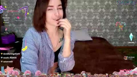 Snapshot of adrihanna chatting on September 30, 5:02 am Adriana online show from September 30, 5:02 am