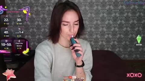 Snapshot of adrihanna chatting on October 6, 5:24 am Adriana online show from October 6, 5:24 am