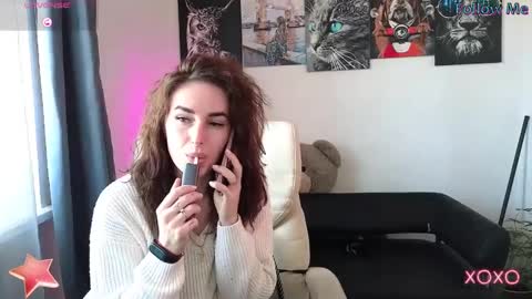 Snapshot of adrihanna chatting on February 18, 7:32 am Adriana online show from February 18, 7:32 am