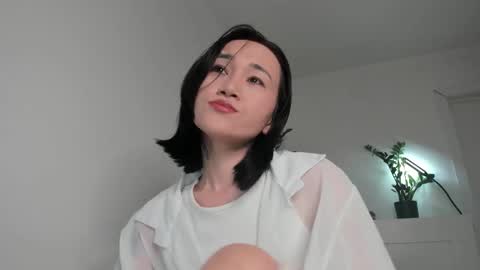 Aenie online show from January 6, 12:42 pm