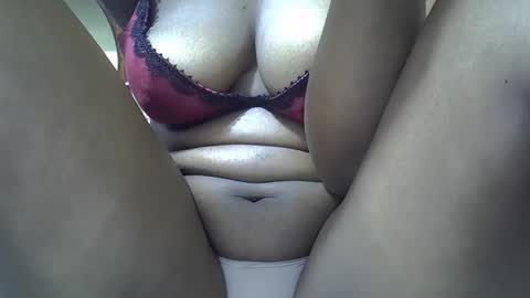 africanngirl online show from December 26, 8:18 am