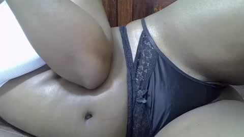 africanngirl online show from December 14, 6:20 pm