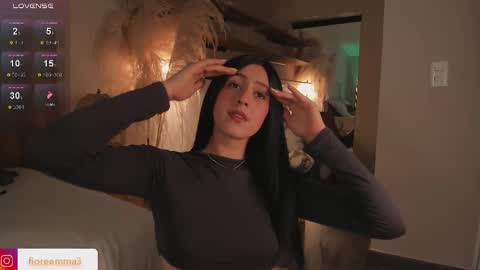 Emma online show from March 7, 9:27 pm