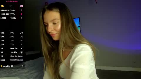 afterdarkartist online show from July 24, 2:20 am