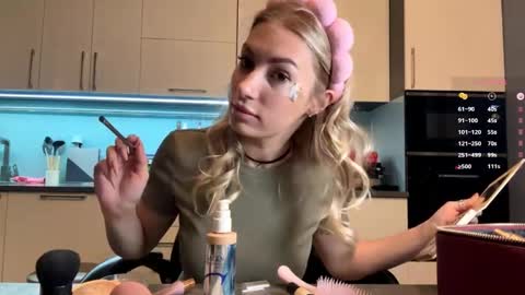 Mila -call me cute online show from May 9, 4:31 pm