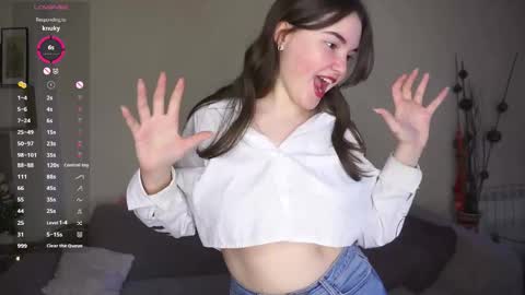 Lana  1800 - 0330 UTC   Mia 0700- 1630 UTC online show from March 26, 6:15 am