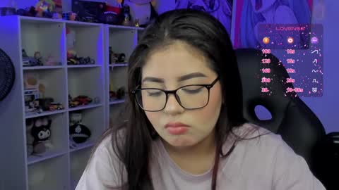 Cat online show from December 3, 8:14 am