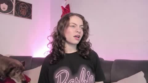 Camila     2 online show from February 1, 1:26 am