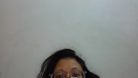agela22 online show from August 1, 3:14 pm