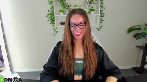 agnes wells online show from November 6, 9:26 am