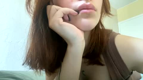 agness____ online show from September 17, 9:29 am