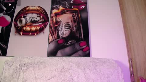 Aida  online show from October 18, 12:19 pm