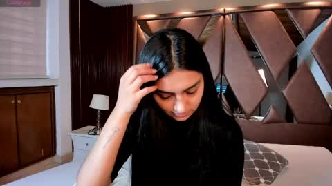 aidajoness online show from April 16, 11:32 am