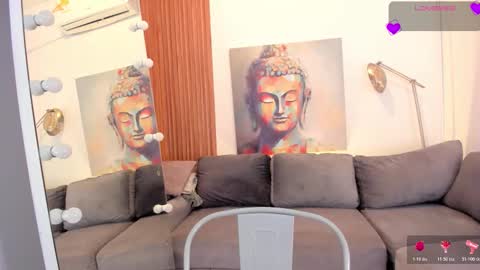 Alisson online show from December 2, 8:00 pm