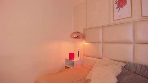 Aily Yozuko online show from March 18, 3:00 am